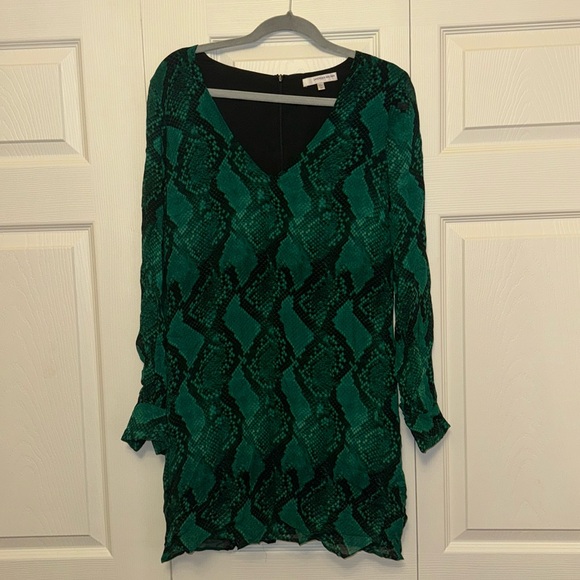 lavender brown snake shift dress - Picture 1 of 4